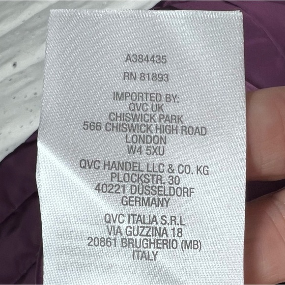 Zuda Purple Puffer Coat with waist drawstring - Picture 9 of 10